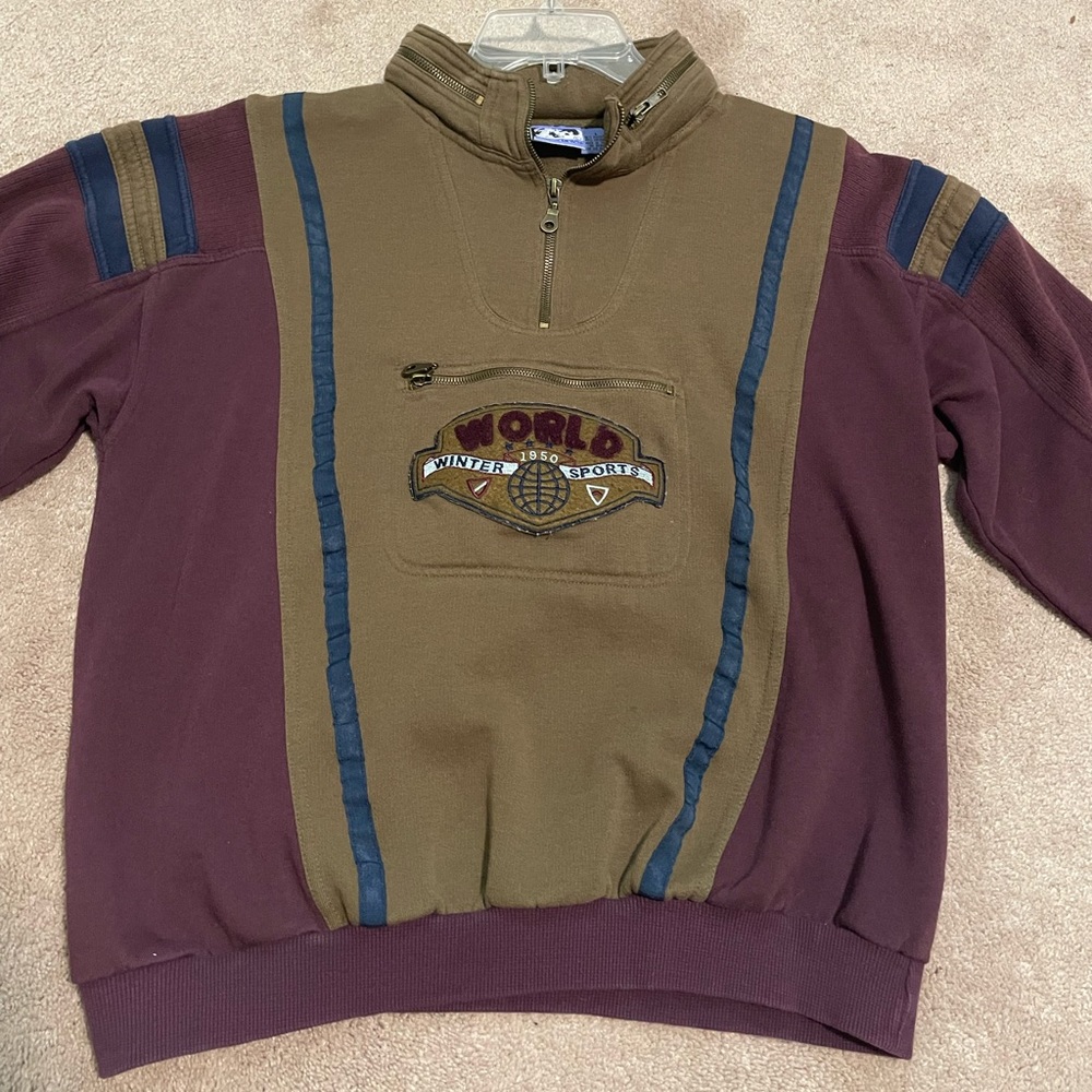 Vintage world winter sports quarter zip